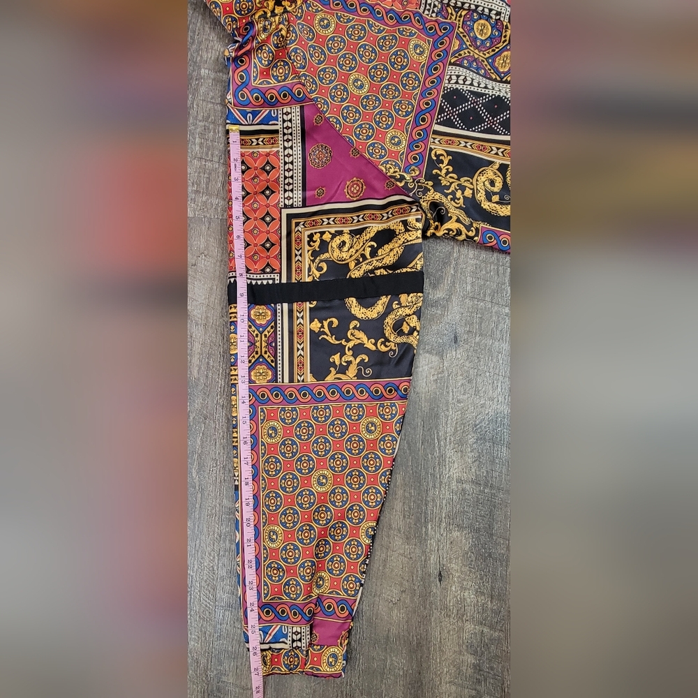 Urban Outfitters Scarf Print Bomber Jacket Mens L Multi Color Satiny Baggy ZipUp - Picture 12 of 15